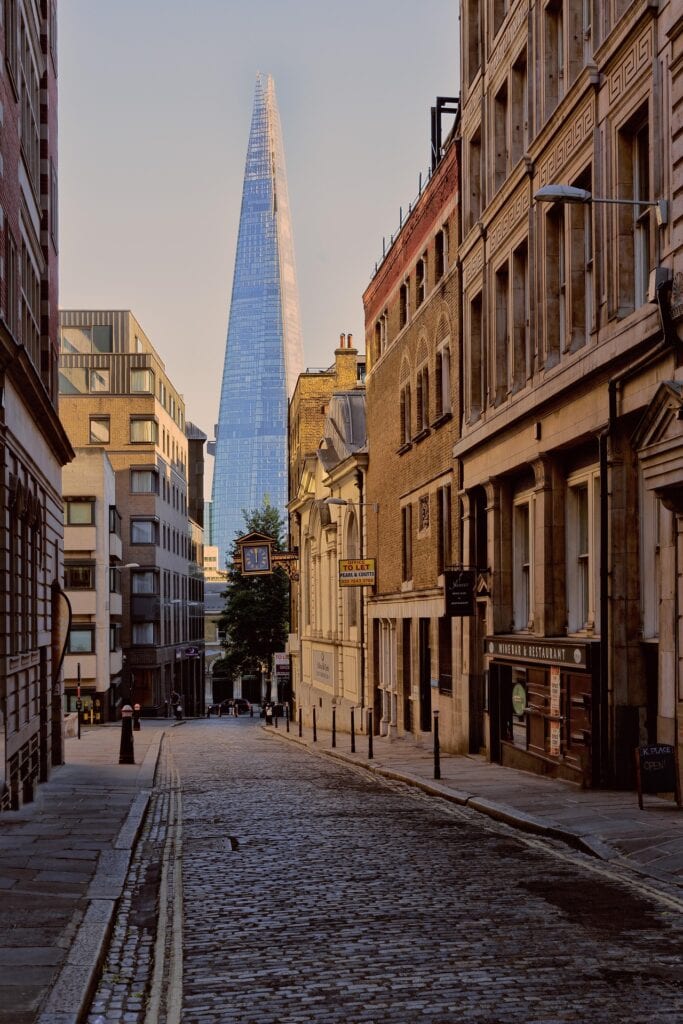 jplenio-london-3598951_1920